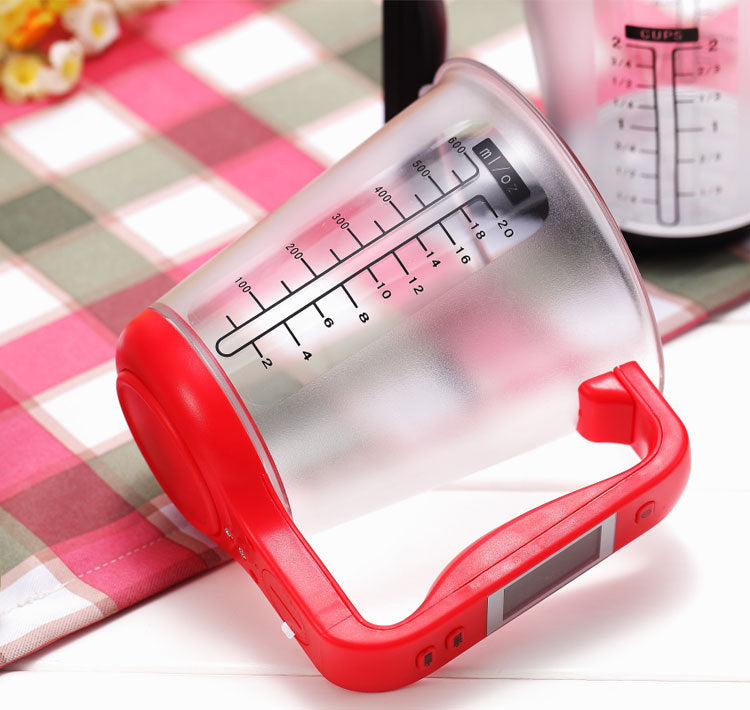 Balance de cuisine électronique avec tasse à mesurer