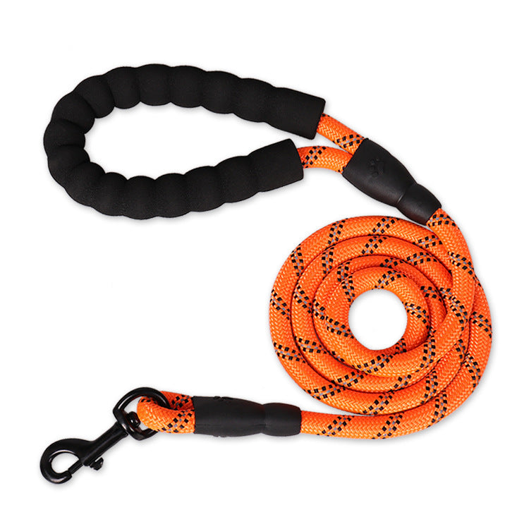 Laisse réfléchissante en nylon pour chien, idéale pour la marche, l'entraînement et la formation des petits et grands chiens.