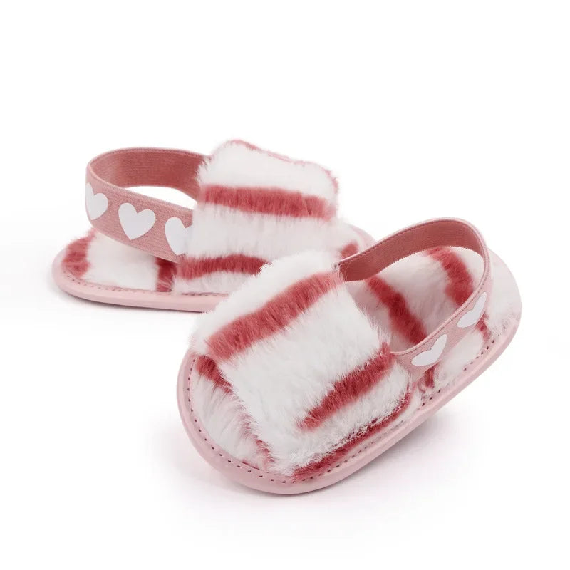Sandales pour nouveau-né fille, mignonnes, été, hiver, en peluche, semelles souples, plates, princesse, antidérapantes, pour les premiers pas