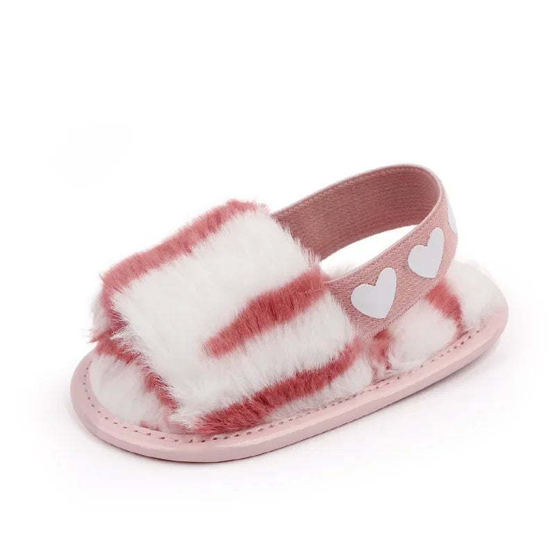 Sandales pour nouveau-né fille, mignonnes, été, hiver, en peluche, semelles souples, plates, princesse, antidérapantes, pour les premiers pas