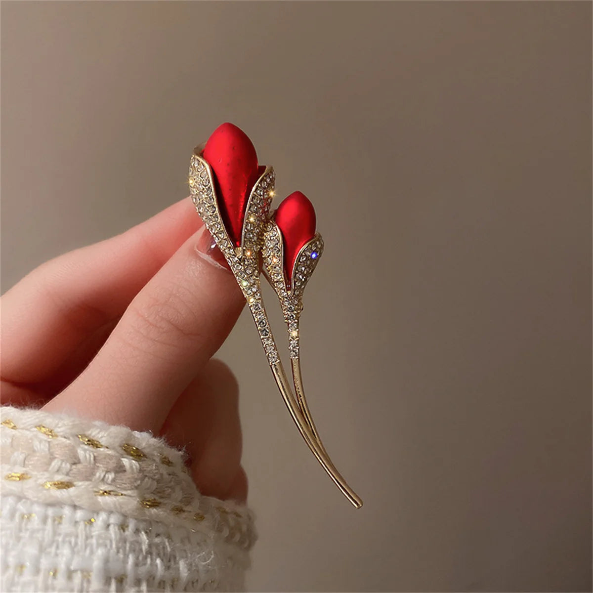 Rinhoo Luxury Pink Green Zircon Tulip Flower Brooch For Women Elegant Pearl Floral Lapel Pins Plant Button Badge Wedding Jewelry