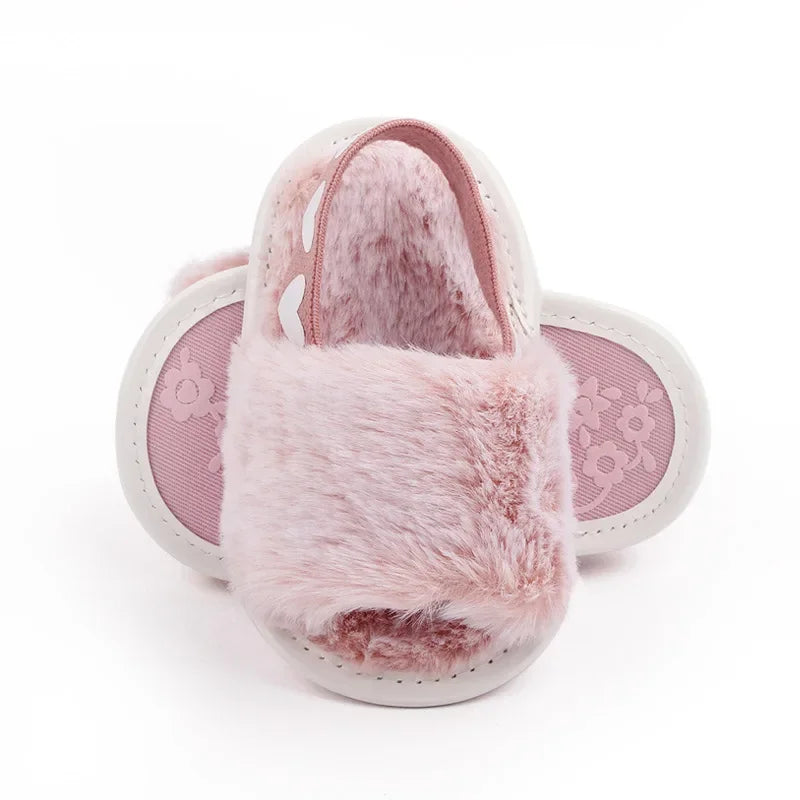 Sandales pour nouveau-né fille, mignonnes, été, hiver, en peluche, semelles souples, plates, princesse, antidérapantes, pour les premiers pas