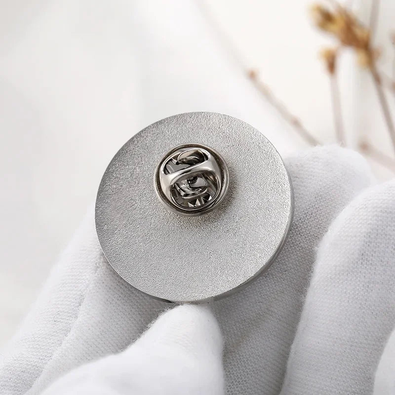 1 PC Personalized Photo Enamel Pins Custom Pictures Brooches Wedding Birthday Pet Creative Alloy Pin Clothes Lapel Button Badges