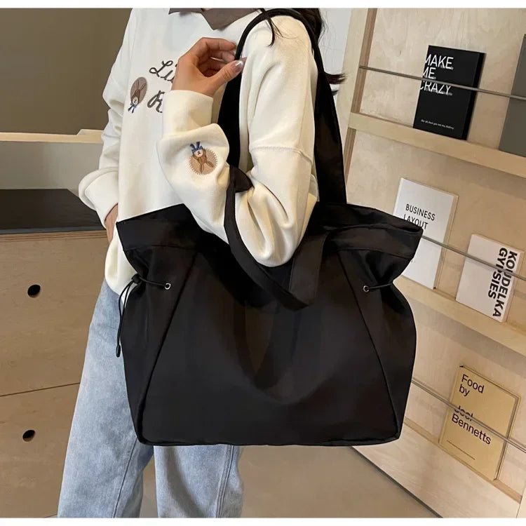 Sac fourre-tout décontracté de grande capacité, sac de voyage simple pour femme, grand sac à bandoulière, sacs à main esthétiques, sac fourre-tout à cordon