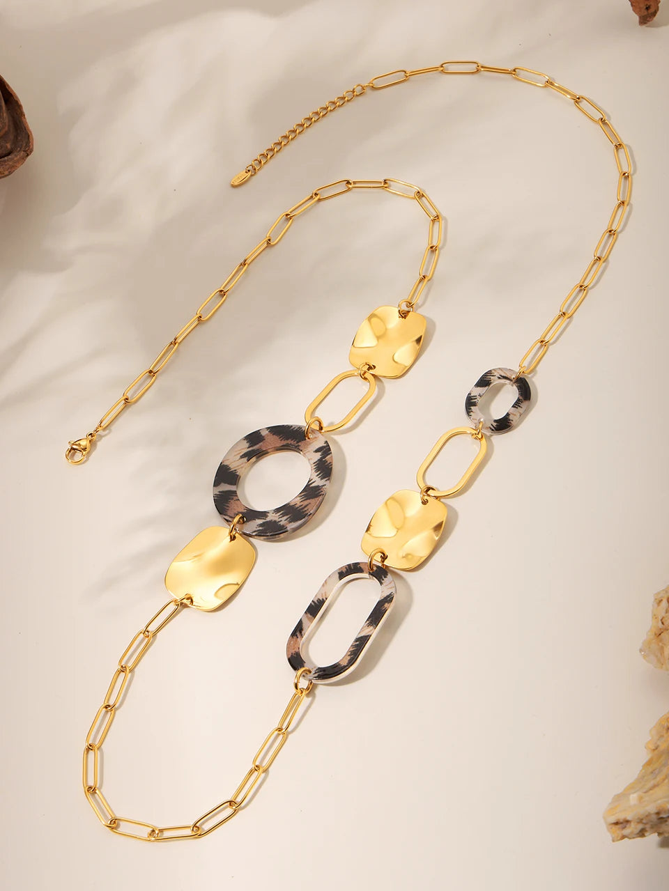 Collier long en acier inoxydable plaqué or 18 carats pour femme, chaîne de pull, imprimé léopard, accessoires de bijoux