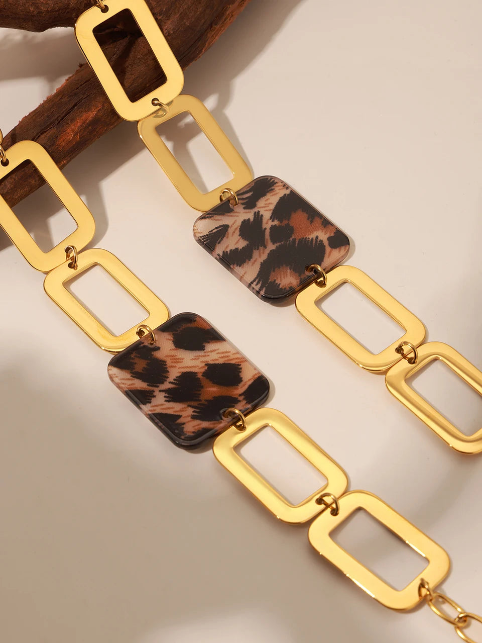 Collier long en acier inoxydable plaqué or 18 carats pour femme, chaîne de pull, imprimé léopard, accessoires de bijoux