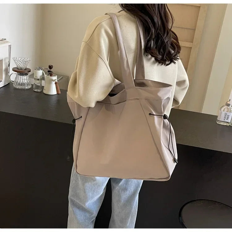 Sac fourre-tout décontracté de grande capacité, sac de voyage simple pour femme, grand sac à bandoulière, sacs à main esthétiques, sac fourre-tout à cordon
