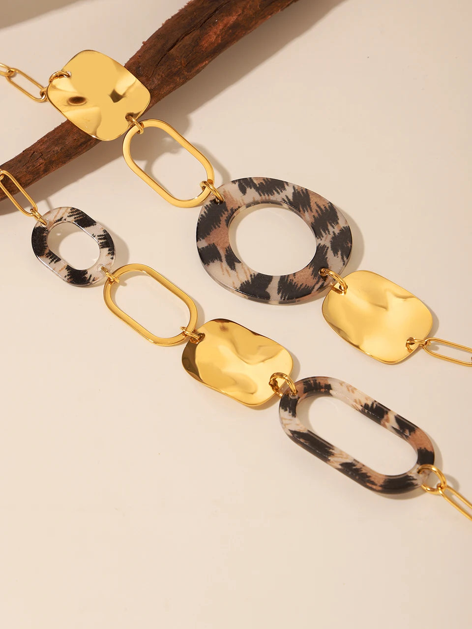 Collier long en acier inoxydable plaqué or 18 carats pour femme, chaîne de pull, imprimé léopard, accessoires de bijoux