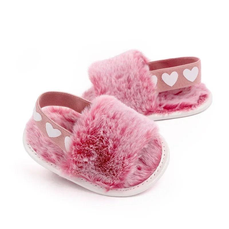 Sandales pour nouveau-né fille, mignonnes, été, hiver, en peluche, semelles souples, plates, princesse, antidérapantes, pour les premiers pas