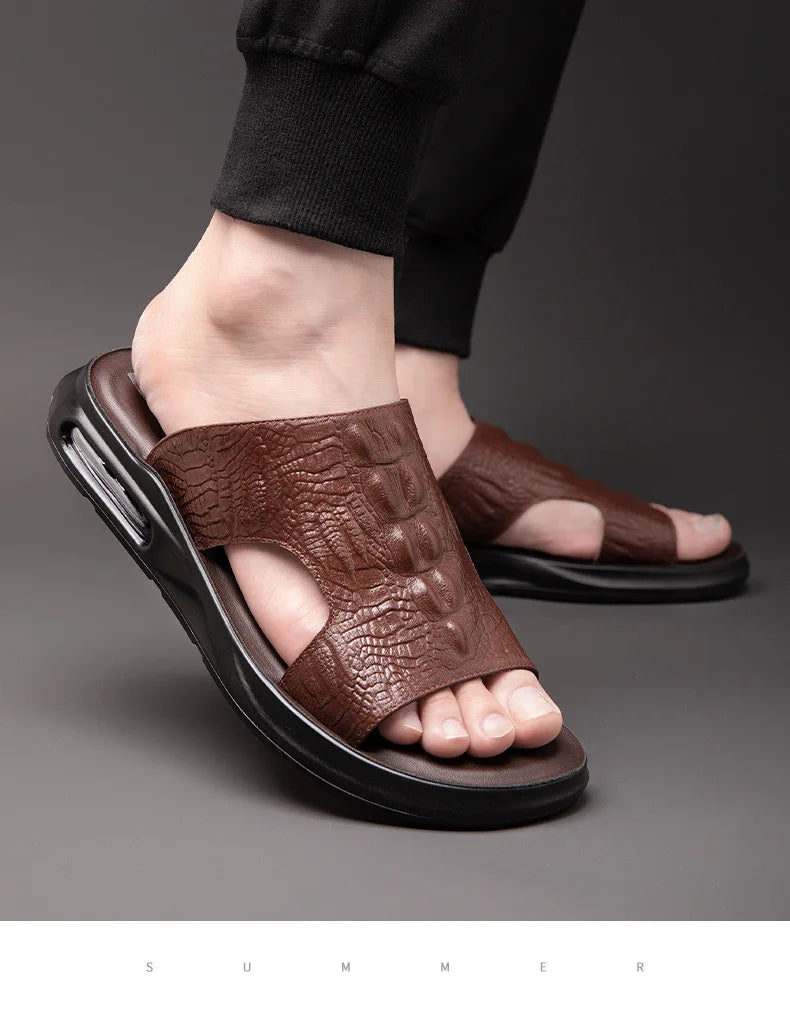 Chaussures d'été pour hommes, sandales en cuir véritable, imprimé crocodile, pantoufles décontractées, tongs à coussin d'air, chaussures de plage cool