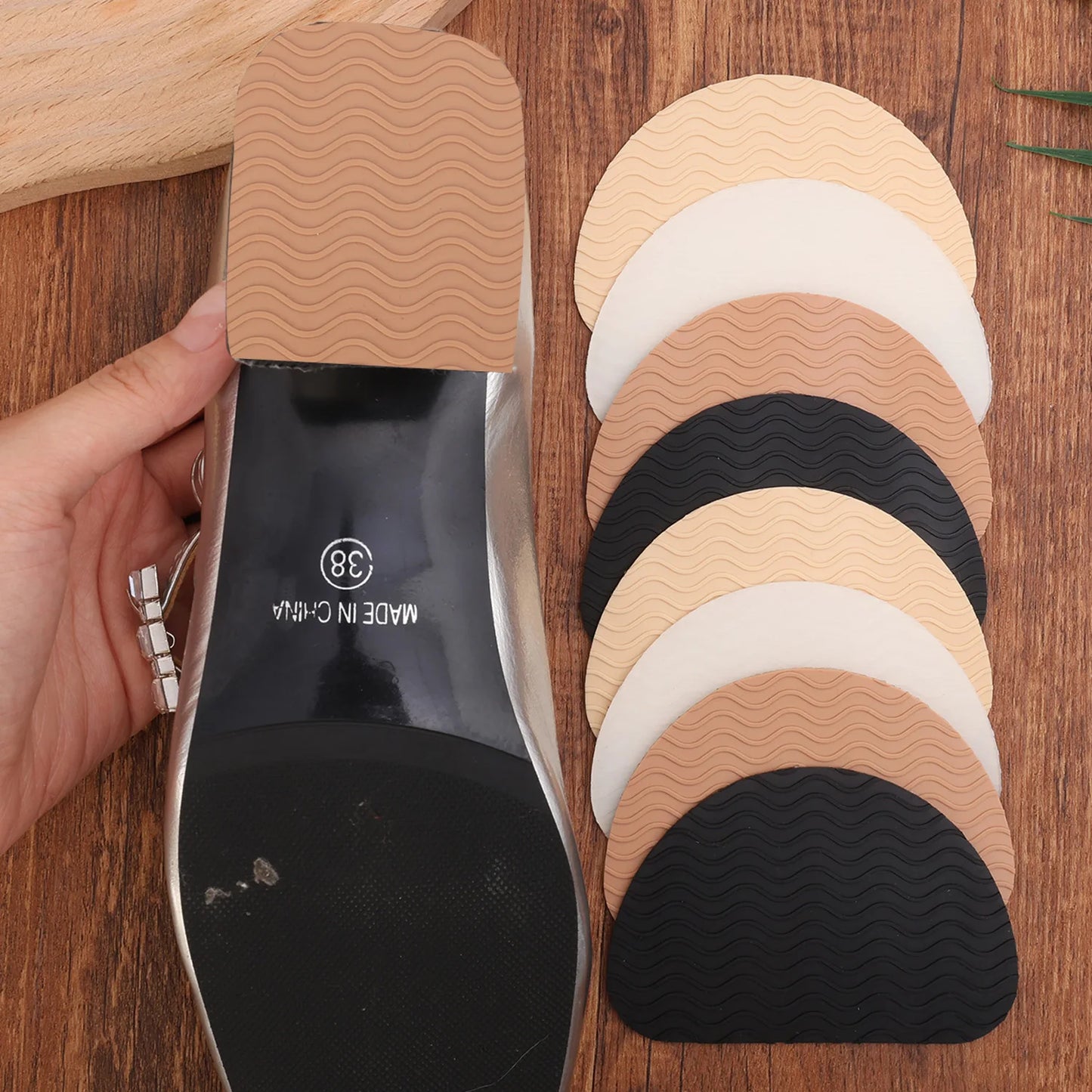 Tapis de chaussures antidérapant et résistant à l'usure, autocollants, protecteur de semelle auto-adhésif, talons hauts, autocollant pour l'avant-pied, coussinets de semelles en caoutchouc de silicone