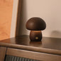 Veilleuse LED en bois en forme de champignon avec interrupteur tactile, idéale pour la chambre d'un enfant ou comme veilleuse décorative