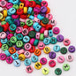 Perles plates en acrylique avec lettres de l'alphabet dorées pour la fabrication de bijoux faits à la main, bracelets à breloques, colliers et accessoires