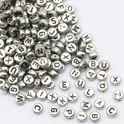 Perles plates en acrylique avec lettres de l'alphabet dorées pour la fabrication de bijoux faits à la main, bracelets à breloques, colliers et accessoires