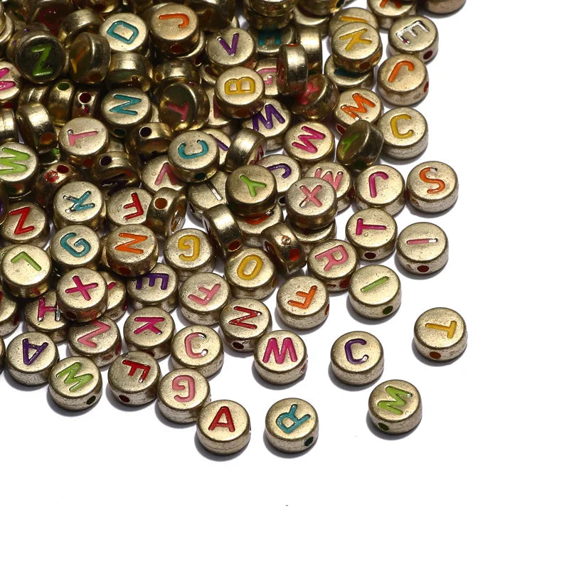Perles plates en acrylique avec lettres de l'alphabet dorées pour la fabrication de bijoux faits à la main, bracelets à breloques, colliers et accessoires