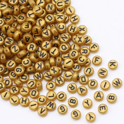 Perles plates en acrylique avec lettres de l'alphabet dorées pour la fabrication de bijoux faits à la main, bracelets à breloques, colliers et accessoires