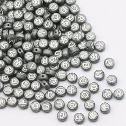 Perles plates en acrylique avec lettres de l'alphabet dorées pour la fabrication de bijoux faits à la main, bracelets à breloques, colliers et accessoires