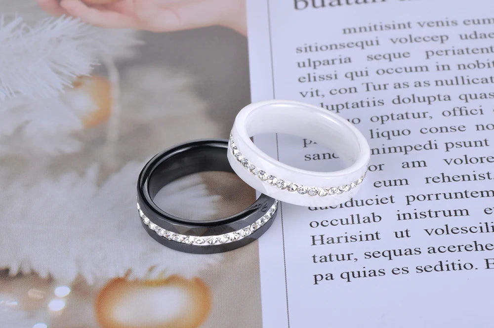 JeeMango Classic White & Black Ceramics Rings Jewelry Clay Rhinestones Wedding Engagement Rings For Women Anneaux Halka JR18145