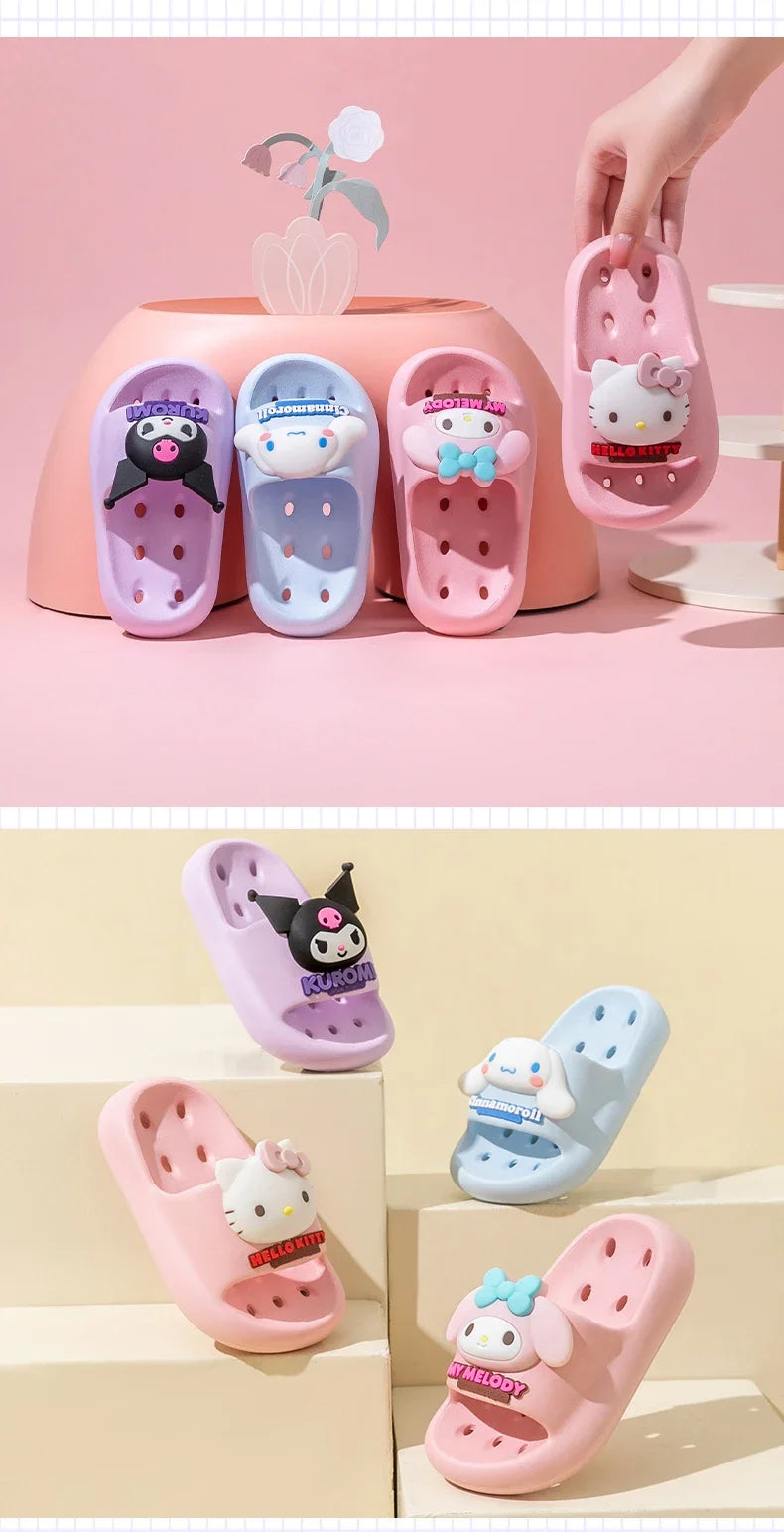Sanrio Kuromi Sandales d'été mignonnes pour enfants, pantoufles souples d'intérieur et d'extérieur, séchage rapide, semelle antidérapante, dessin animé, cadeau pour filles et garçons