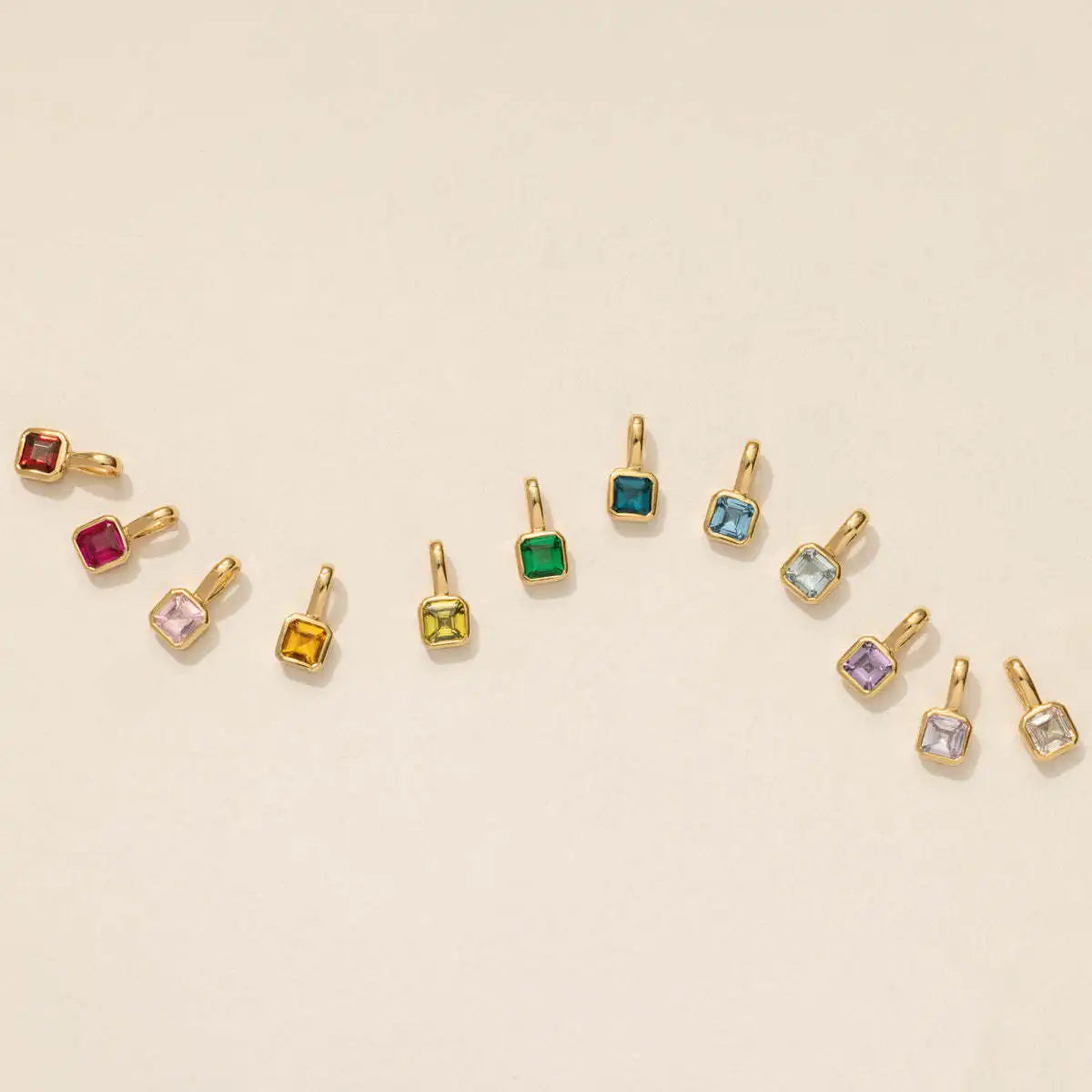 Nouveautés en acier inoxydable, breloques avec 12 pierres de naissance pour femmes et filles, pendentifs carrés colorés à la mode, accessoires de bijoux DIY