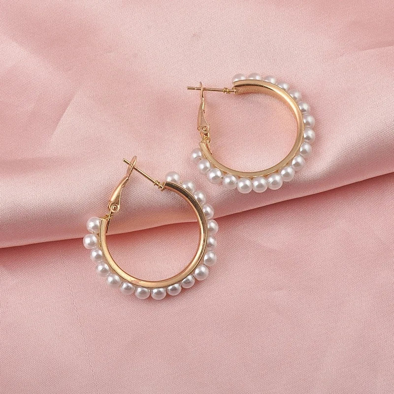 Exaggerated Imitation Pearl Round Hoop Earrings for Women Hiphop Punk Metal Creative Geometry Loop Jewelry Accessory Girl Gift