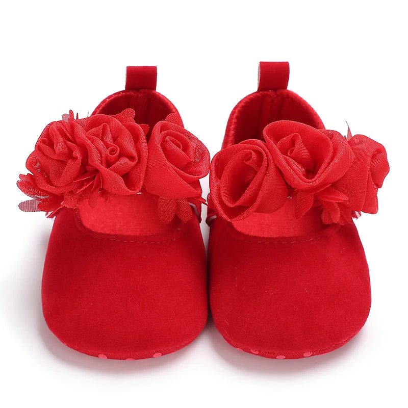 Baby Shoes Cute Baby Sweet Princess Style 0-1 Year Old Non slip Fabric Sole Newborn Red Holiday Walking Shoes 2023 New Ins Super