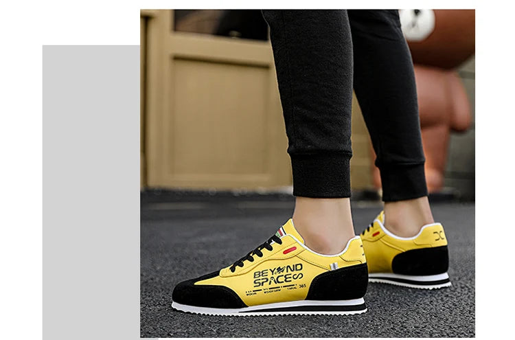 Spring New 2023 Fashion Yellow Low Casual Sneakers Men Comfortable Flats Outdoor Sport Shoes Trainers Mens Sneakers Basket Homme