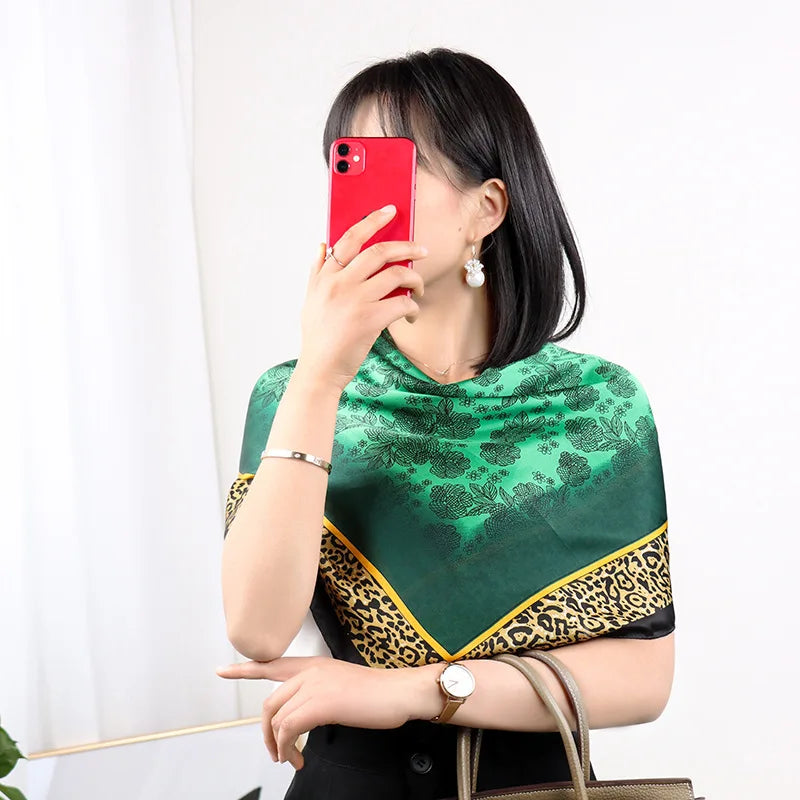 ELAIFRUIHAO Foulard en soie florale pour femme, hijab, bandana imprimé, grand format, carré, 110 cm, en satin