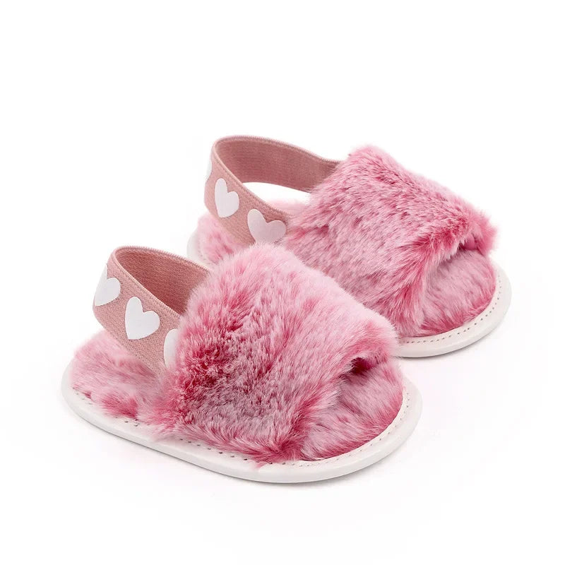 Sandales pour nouveau-né fille, mignonnes, été, hiver, en peluche, semelles souples, plates, princesse, antidérapantes, pour les premiers pas