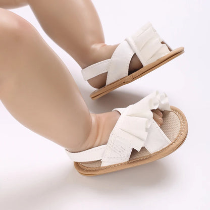 Sandales d'été pour bébé, chaussures pour bébé fille, princesse, semelles plates, antidérapantes, chaussures de berceau pour tout-petits, pantoufles en toile pour nouveau-né