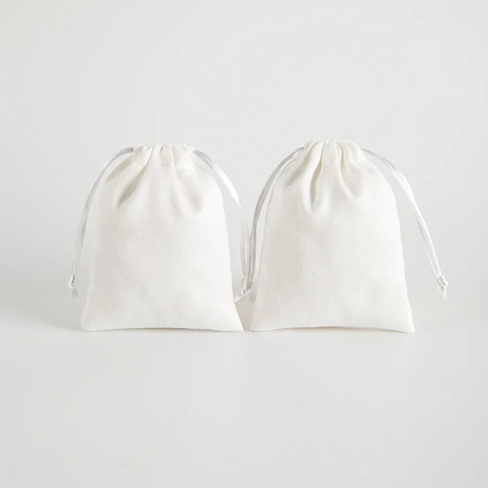 Lot de 10 pochettes en velours à cordon coulissant en flanelle grise pour bijoux, trousses de maquillage, pochettes cadeaux chics pour mariage