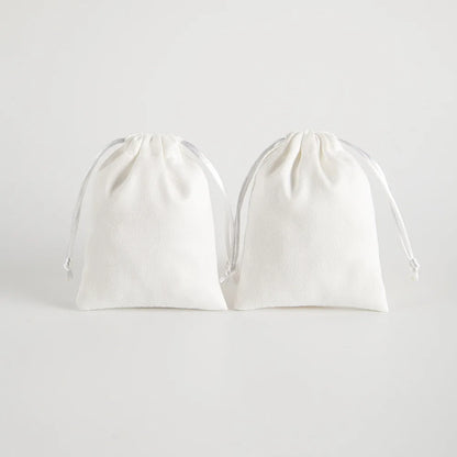 Lot de 10 pochettes en velours à cordon coulissant en flanelle grise pour bijoux, trousses de maquillage, pochettes cadeaux chics pour mariage