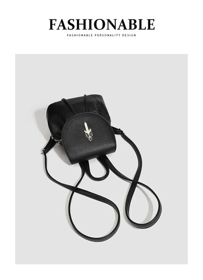 Fashionable Mini Travel Backpack for Women 2024 New Style Versatile Outdoor Bag Stylish Double Shoulder Bag Ladies Love