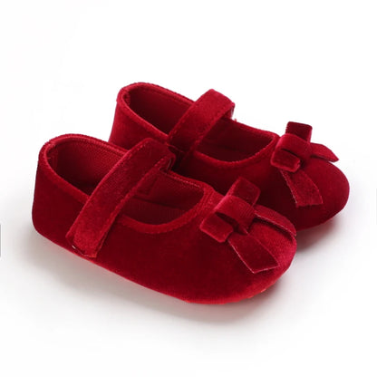 Baby Shoes Cute Baby Sweet Princess Style 0-1 Year Old Non slip Fabric Sole Newborn Red Holiday Walking Shoes 2023 New Ins Super