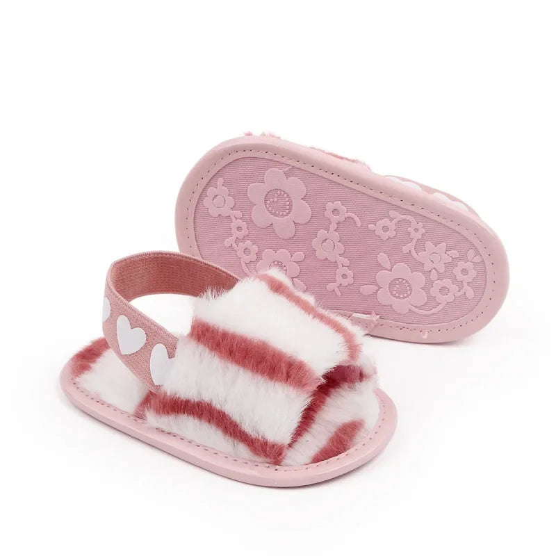 Sandales pour nouveau-né fille, mignonnes, été, hiver, en peluche, semelles souples, plates, princesse, antidérapantes, pour les premiers pas