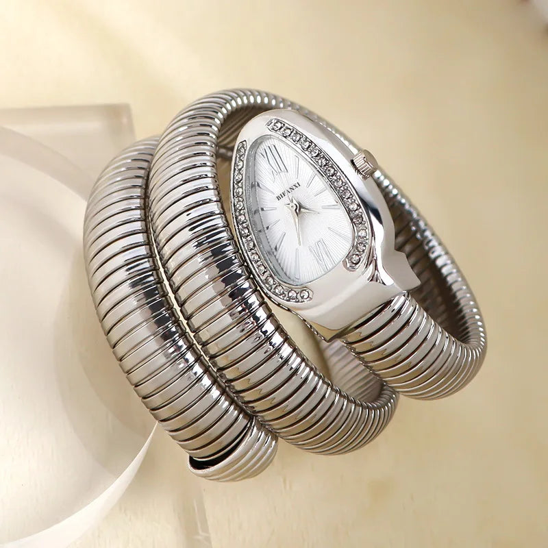 Unique Snake Shaped Design Bracelet Beauty Wrist Watches Difference Quartz Watch Women Waterproof Exquisite AAA Watch for Ladies