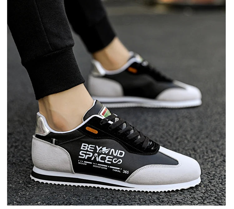Spring New 2023 Fashion Yellow Low Casual Sneakers Men Comfortable Flats Outdoor Sport Shoes Trainers Mens Sneakers Basket Homme