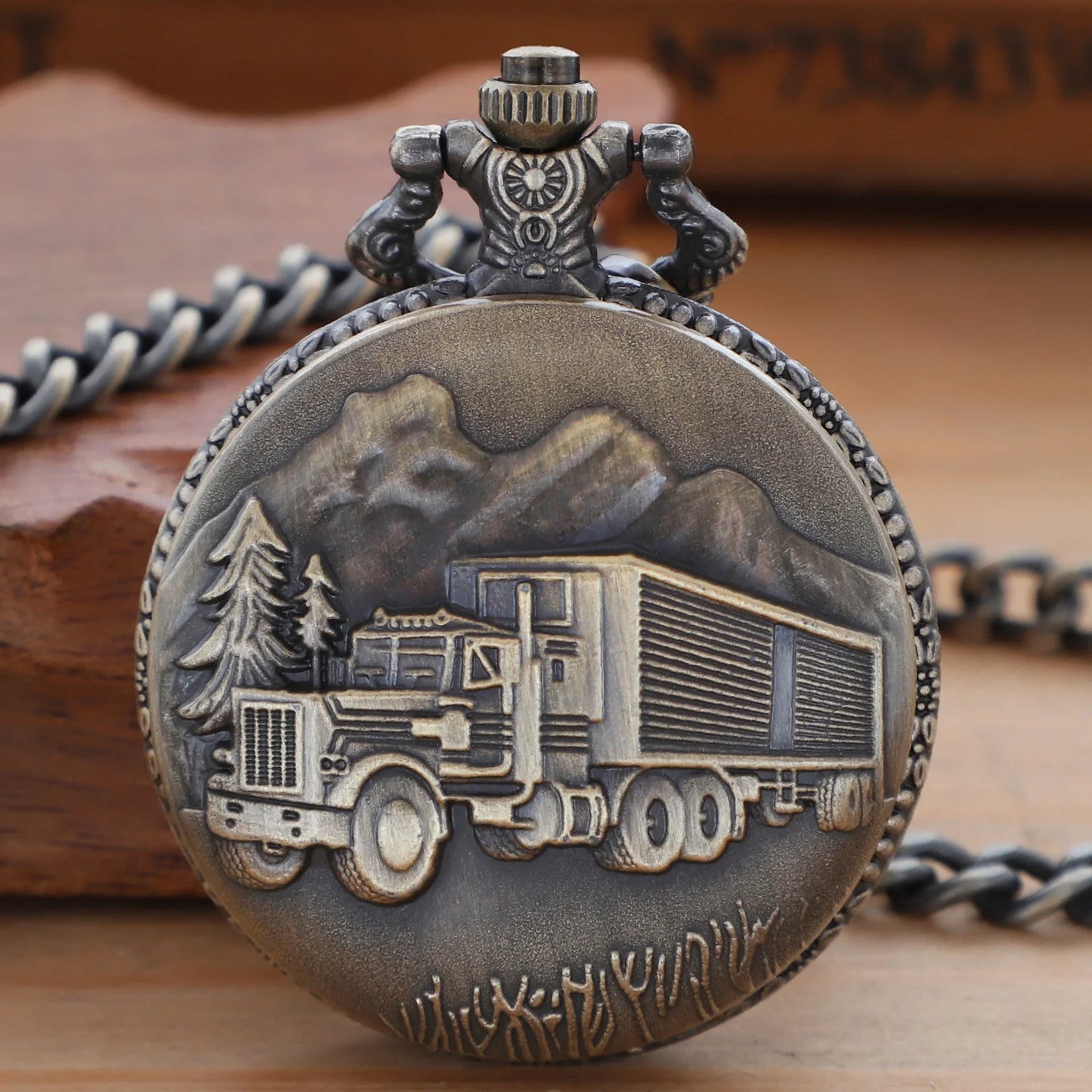 Steampunk Bronze Big Car Truck Pocket Watch with Chain Pocket Watches for Men Women Exquisite Retro Watches Relogios