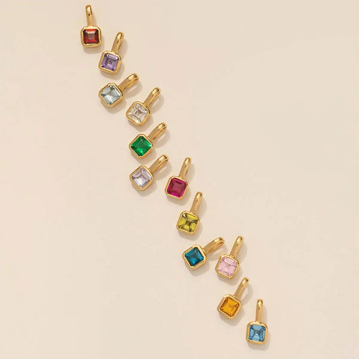 Nouveautés en acier inoxydable, breloques avec 12 pierres de naissance pour femmes et filles, pendentifs carrés colorés à la mode, accessoires de bijoux DIY