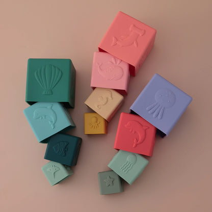 4PCS Silicone Stacking Cups Montessori Toy Square Nesting Bath Toy For Baby Early Education Sensory Development Teether Toy