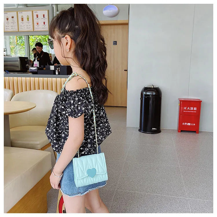 Fashion Heart Baby Girls Small Shoulder Bags Kids Coin Purse Accessories Handbags Lovely Children's Mini Square Messenger Bag