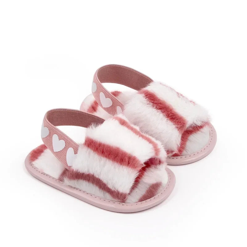 Sandales pour nouveau-né fille, mignonnes, été, hiver, en peluche, semelles souples, plates, princesse, antidérapantes, pour les premiers pas