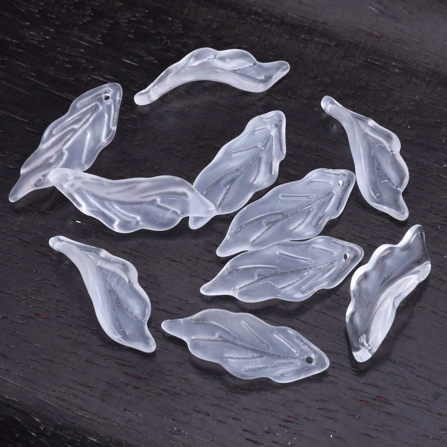 Lot de 10 pétales longs en forme de feuille, 34 x 12 mm, perles en verre de cristal faites à la main, pour la fabrication de bijoux, loisirs créatifs