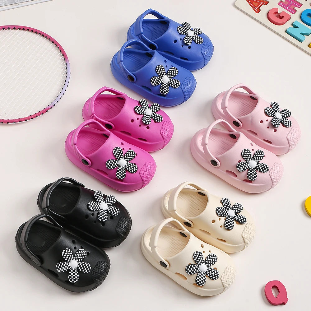 Chaussons de jardin pour enfants, jolies sandales à fleurs, sandales d'été pour garçons et filles, légères, tendance, antidérapantes, pour la plage
