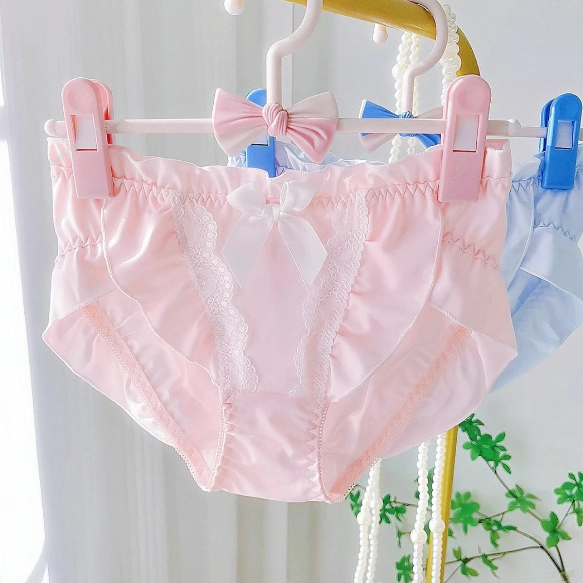 Lotus Leaf Edge High Slit Lolita Sweet Panties Japanese Cute Student Mid Waist Underwear Girl Milk Silk Triangle Pants 섹시