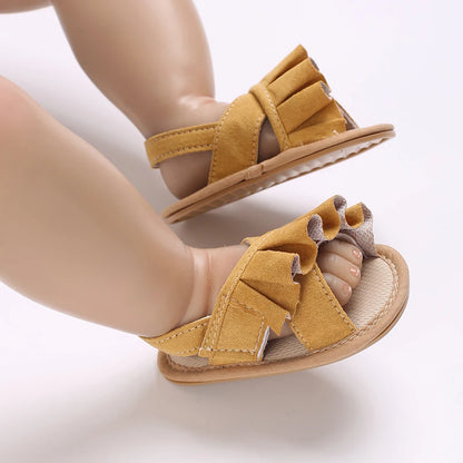 Sandales d'été pour bébé, chaussures pour bébé fille, princesse, semelles plates, antidérapantes, chaussures de berceau pour tout-petits, pantoufles en toile pour nouveau-né