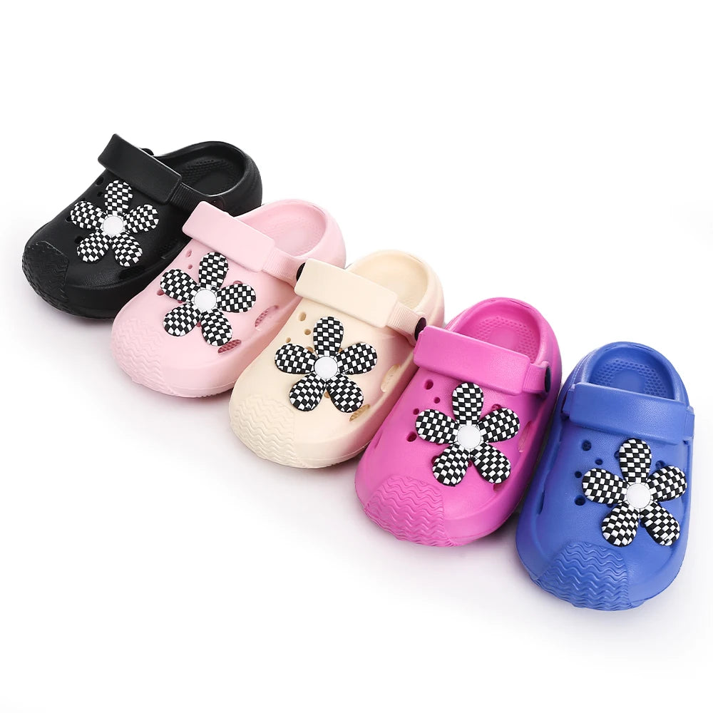 Chaussons de jardin pour enfants, jolies sandales à fleurs, sandales d'été pour garçons et filles, légères, tendance, antidérapantes, pour la plage