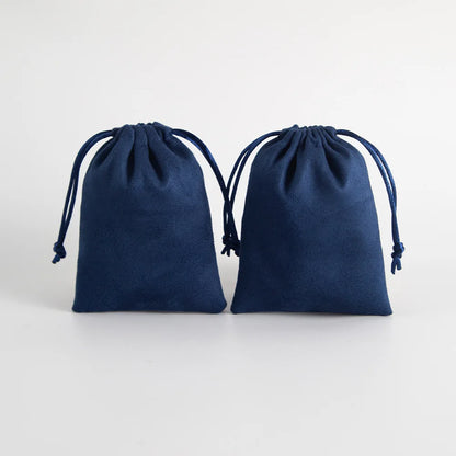 Lot de 10 pochettes en velours à cordon coulissant en flanelle grise pour bijoux, trousses de maquillage, pochettes cadeaux chics pour mariage