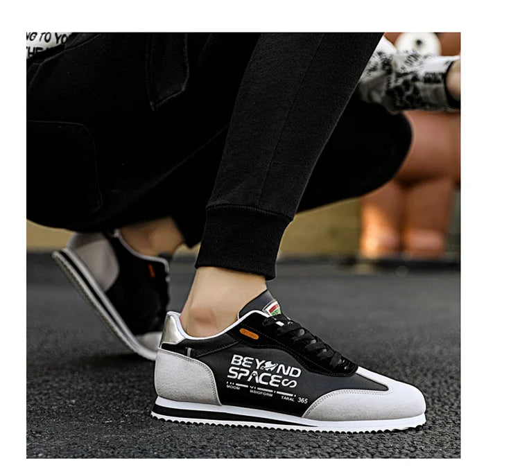 Spring New 2023 Fashion Yellow Low Casual Sneakers Men Comfortable Flats Outdoor Sport Shoes Trainers Mens Sneakers Basket Homme