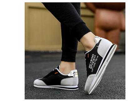 Spring New 2023 Fashion Yellow Low Casual Sneakers Men Comfortable Flats Outdoor Sport Shoes Trainers Mens Sneakers Basket Homme
